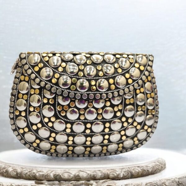 Metal Box Clutch