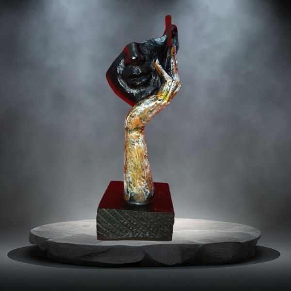 Thinking Face Statue Fantasy Sculptures Showpieces Creative Abstract Design Art Figurine For Home Living Room Decorative Display (Thinking Face),Multicolor. Size 5,5x13.5